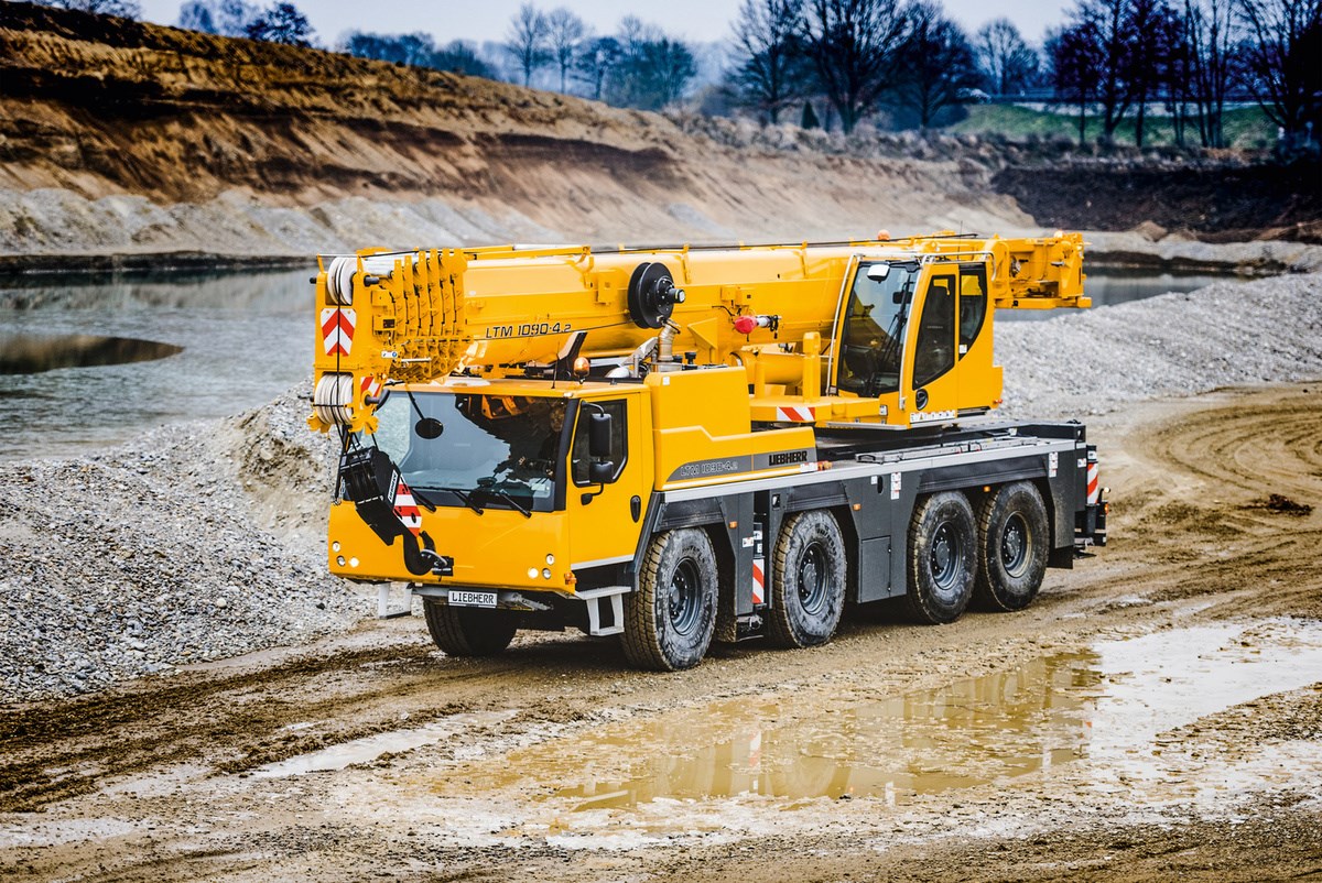 Liebherr LTM 1090-4 Image